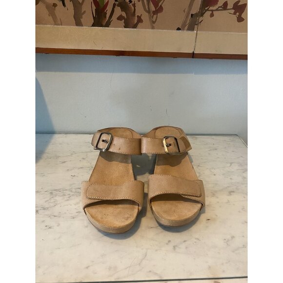 Dansko Sandals Womens Size EU 41 Tan Wedge Slide Buckle Comfort Open Toe Shoes - Picture 2 of 5